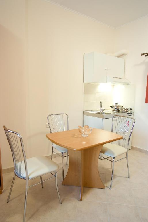 Rooms Nancy Agios Andreas  Ruang foto